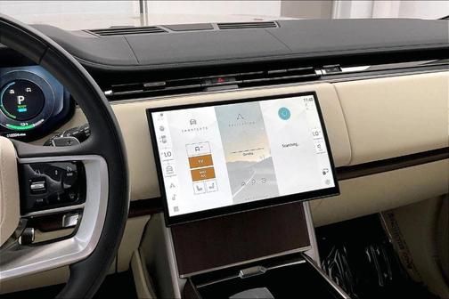 2025 Land Rover Range Rover P550e SE