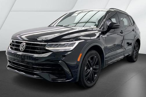 2022 Volkswagen Tiguan 2.0T SE R-Line Black