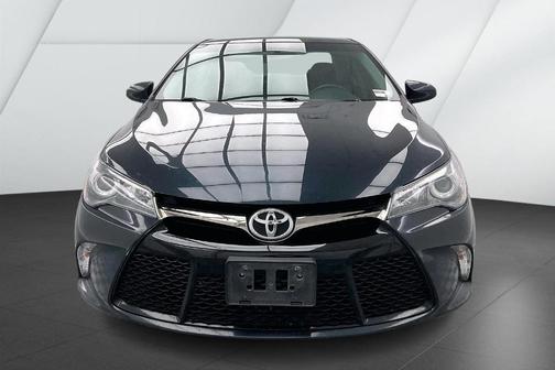 2016 Toyota Camry XLE