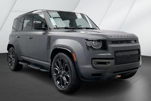 2025 Land Rover Defender OCTA