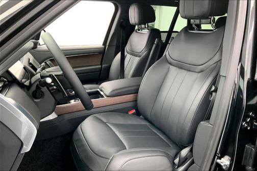 2025 Land Rover Range Rover P550e SE