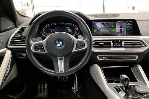 2023 BMW X6 xDrive40i