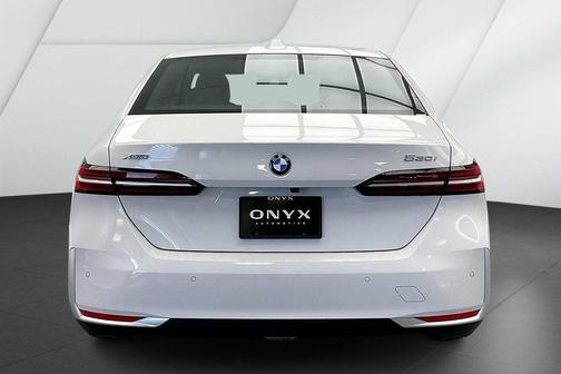 2024 BMW 530 i xDrive