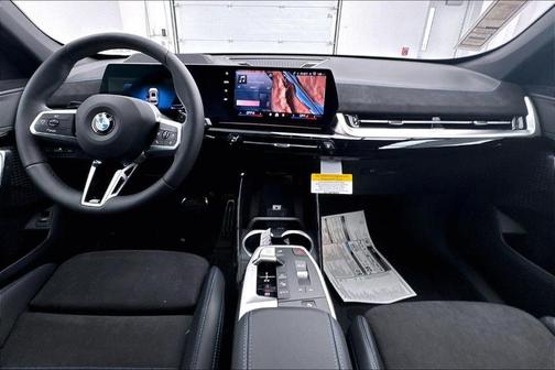 Alpine White 2026 BMW X1 xDrive28i