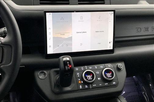 2025 Land Rover Defender P525 V8