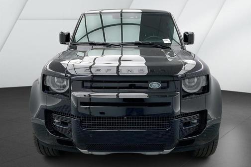 2025 Land Rover Defender P525 V8