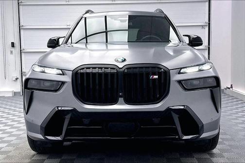2026 BMW X7 M60i