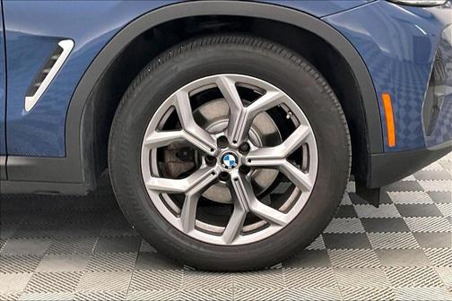 2023 BMW X4 xDrive30i
