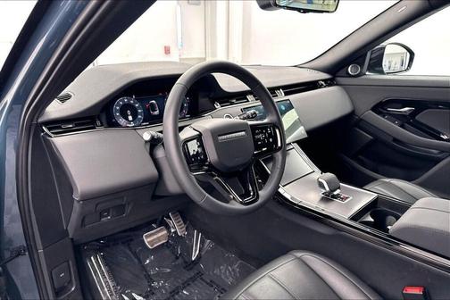 Tribeca Blue 2026 Land Rover Range Rover Evoque Dynamic SE