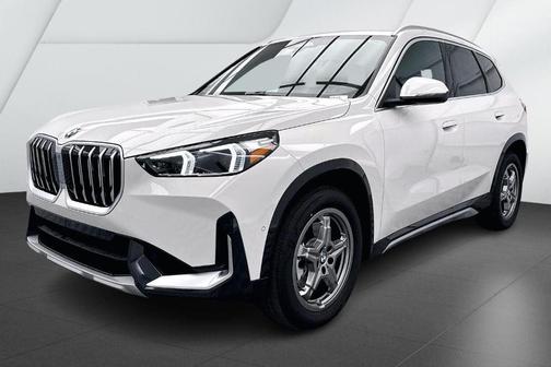 Alpine White 2026 BMW X1 xDrive28i