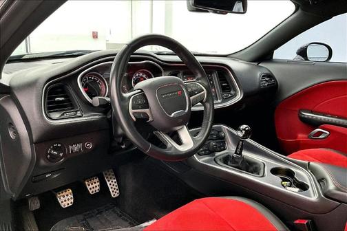 2016 Dodge Challenger R/T Scat Pack