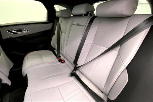 2026 Land Rover Range Rover Velar P400 Dynamic SE
