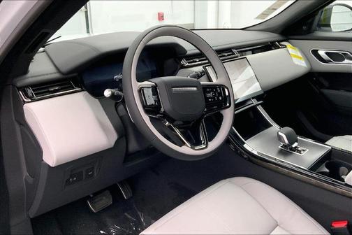 2026 Land Rover Range Rover Velar P400 Dynamic SE