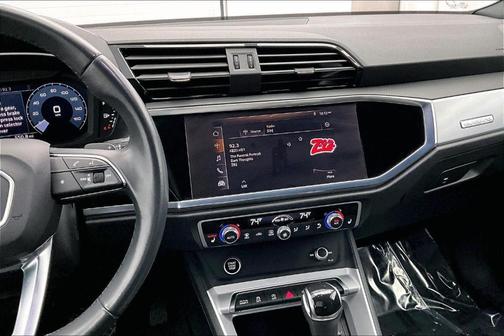 2021 Audi Q3 45 S line Premium