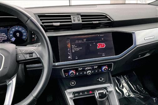 2021 Audi Q3 45 S line Premium