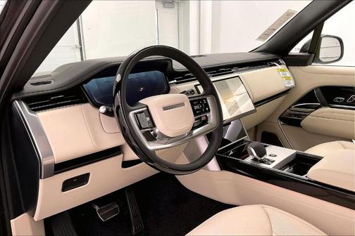 2025 Land Rover Range Rover AUTOBIOGRAPHY