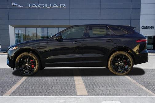 2025 Jaguar F-PACE P400 R-Dynamic S