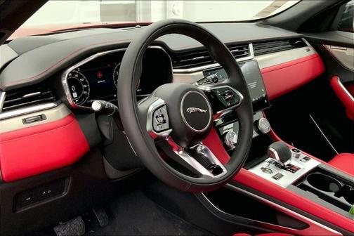 2025 Jaguar F-PACE P250 R-Dynamic S