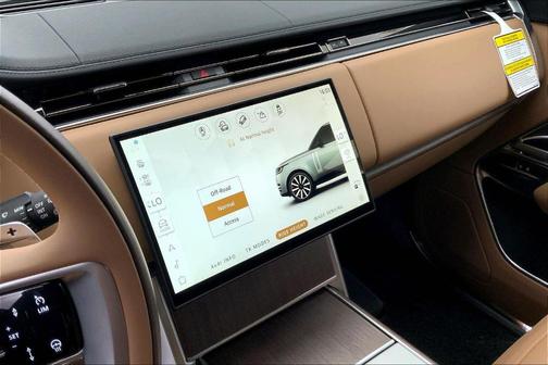 2025 Land Rover Range Rover P530 SE 7 Seat