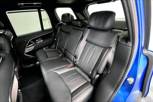 2025 Land Rover Range Rover P550e Autobiography