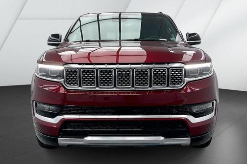 2023 Jeep Grand Wagoneer Base