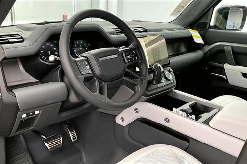 2026 Land Rover Defender 130 X