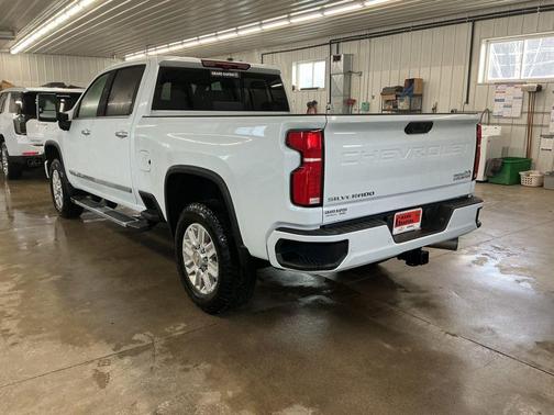 2026 Chevrolet Silverado 3500 High Country
