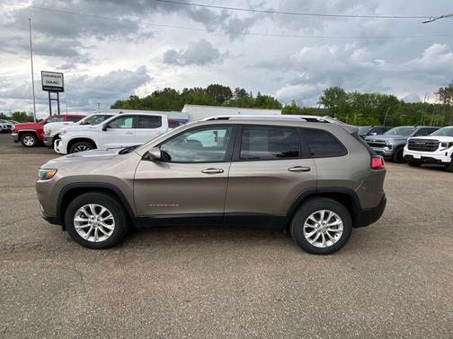 Light Brownstone Pearlcoat 2021 Jeep Cherokee Latitude