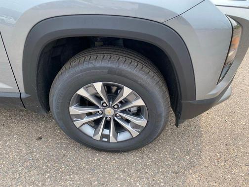 Sterling Gray Metallic 2026 Chevrolet Equinox 1LT