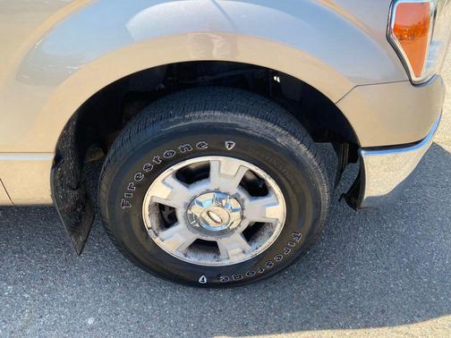PALE ADOBE METALLIC 2011 Ford F-150 XLT