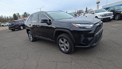 2022 Toyota RAV4 Hybrid XLE