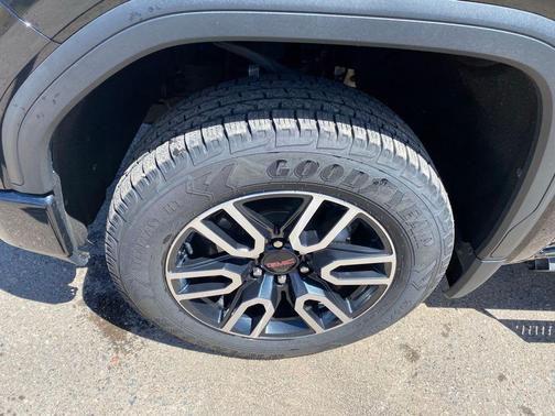 Onyx Black 2021 GMC Sierra 1500 AT4