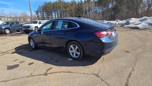 2022 Chevrolet Malibu FWD LT