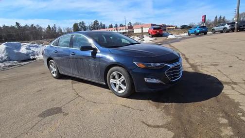 2022 Chevrolet Malibu FWD LT