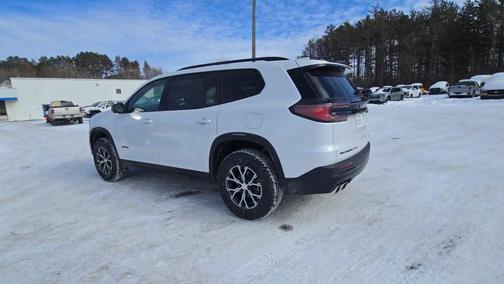 2025 GMC Acadia AWD AT4