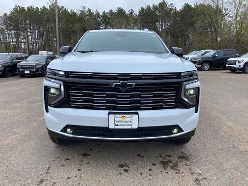 Polar White Tricoat 2026 Chevrolet Suburban High Country, 4WD