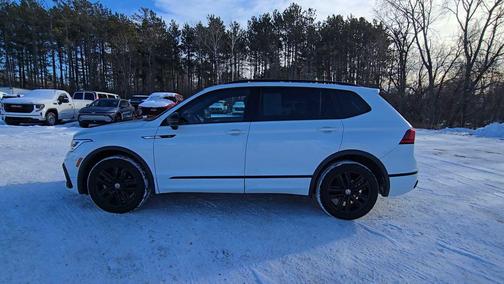 2022 Volkswagen Tiguan 2.0T SE R-Line Black 4MOTION
