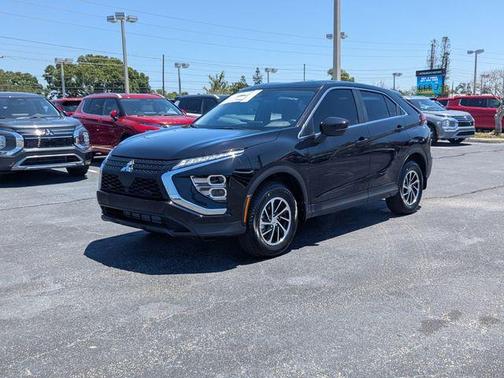 Labrador Black Pearl 2026 Mitsubishi Eclipse Cross ES