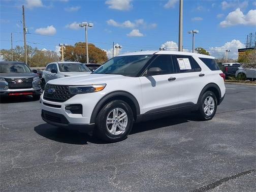 2022 Ford Explorer Base