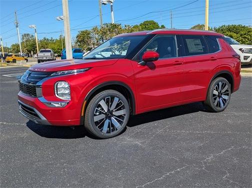 2025 Mitsubishi Outlander SEL