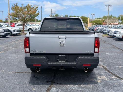 Silver 2023 Honda Ridgeline RTL-E
