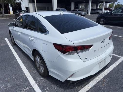 2018 Hyundai SONATA SE