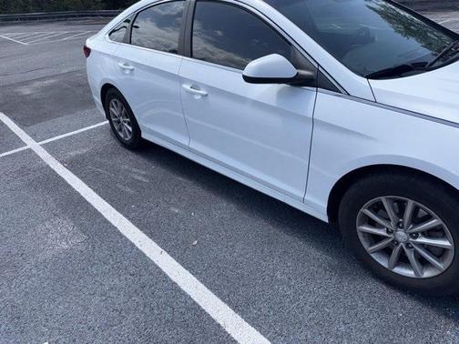 2018 Hyundai SONATA SE