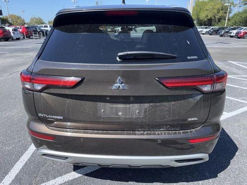 2022 Mitsubishi Outlander SEL