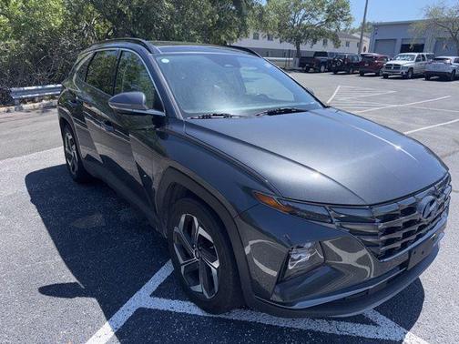 Dark Gray Metallic 2024 Hyundai TUCSON Limited