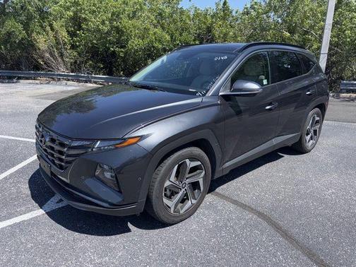 Dark Gray Metallic 2024 Hyundai TUCSON Limited