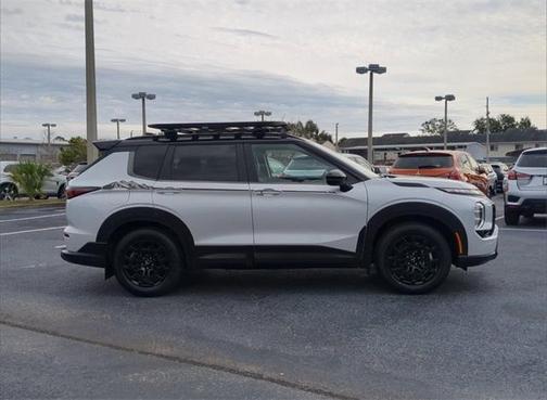 2026 Mitsubishi Outlander Trail Edition