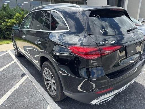 2024 Mercedes-Benz GLC 300 Base