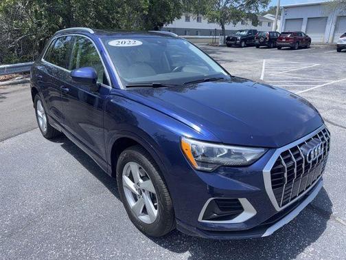 Navarra Blue Metallic 2022 Audi Q3 40 Premium