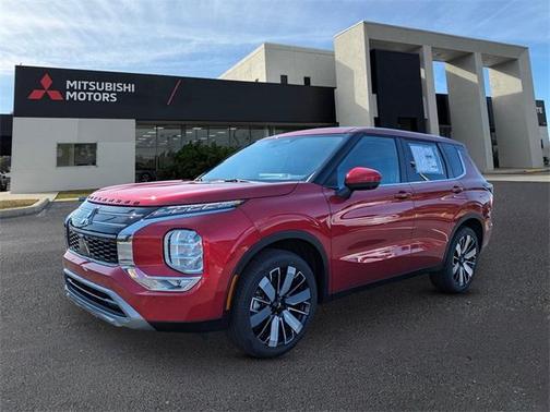 2025 Mitsubishi Outlander SE